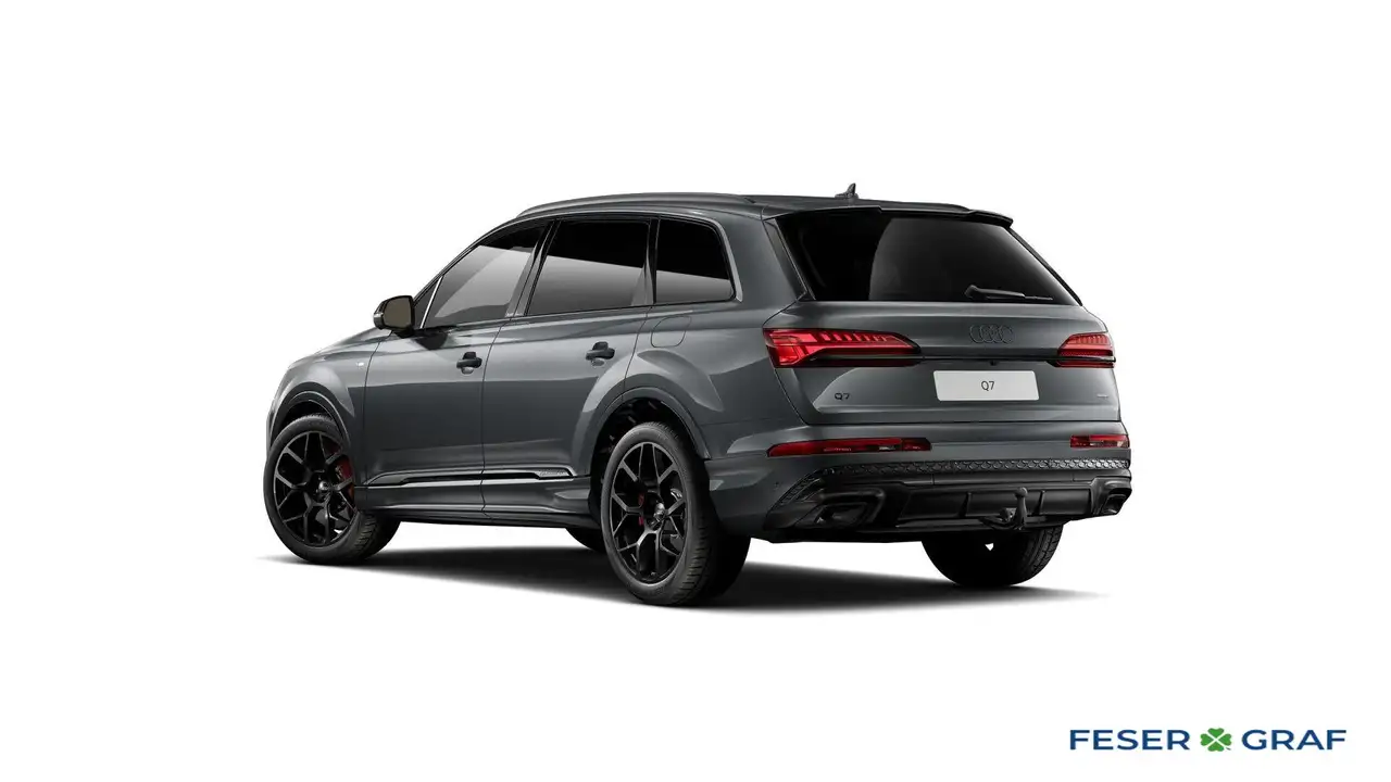 Audi Q7 8