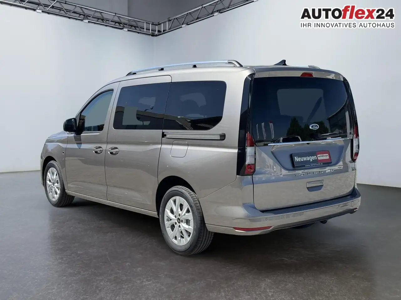 Ford Grand 6