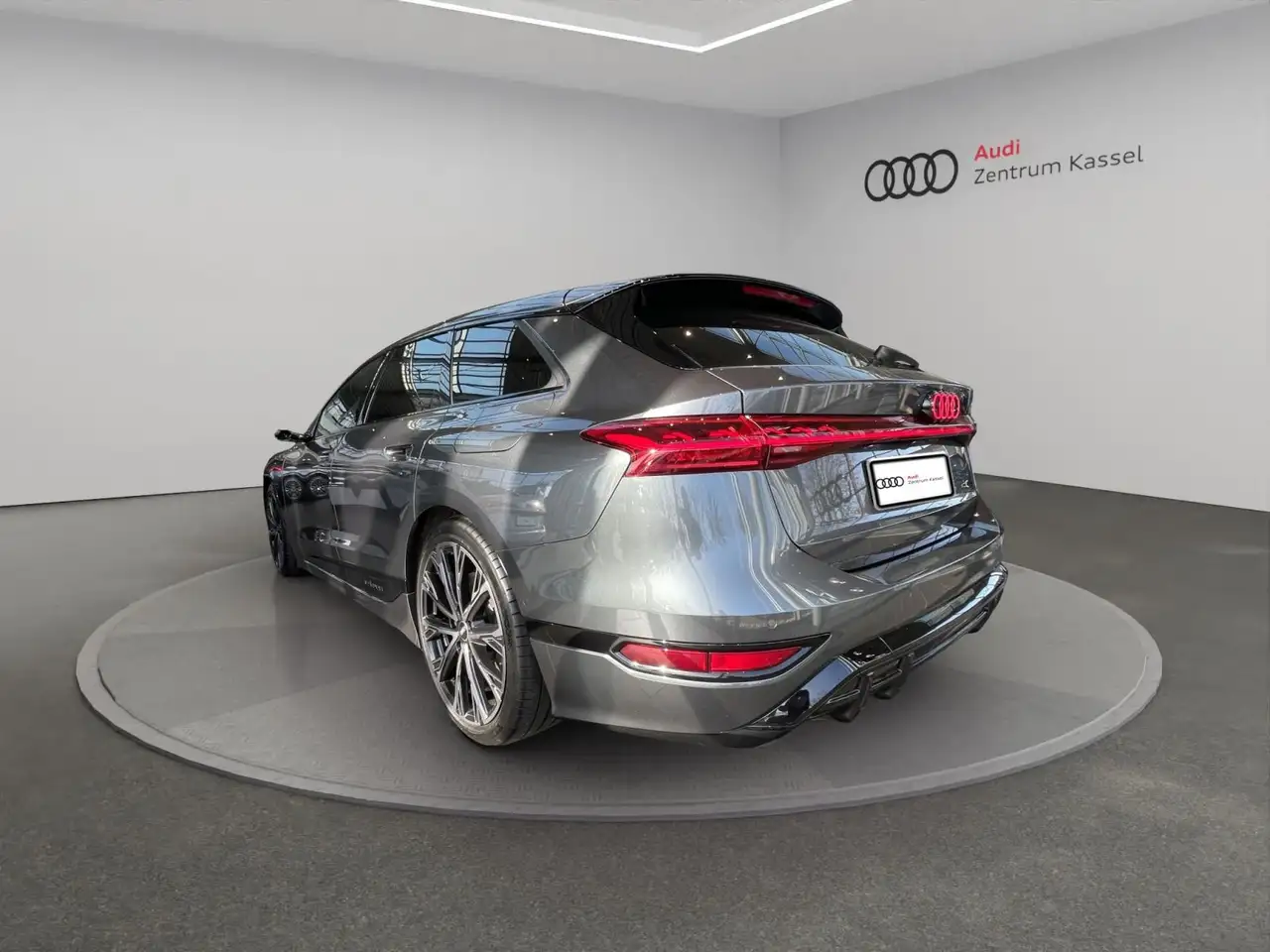 Audi S6 5