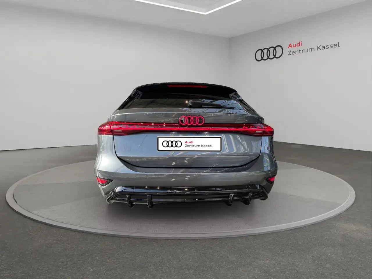 Audi S6 6
