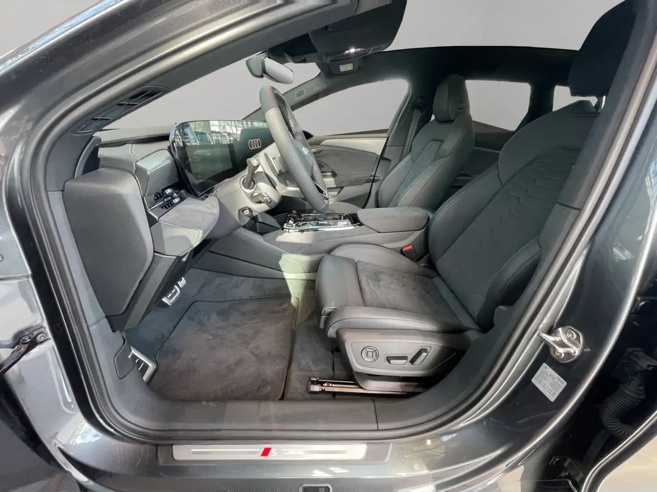 Audi S6 11