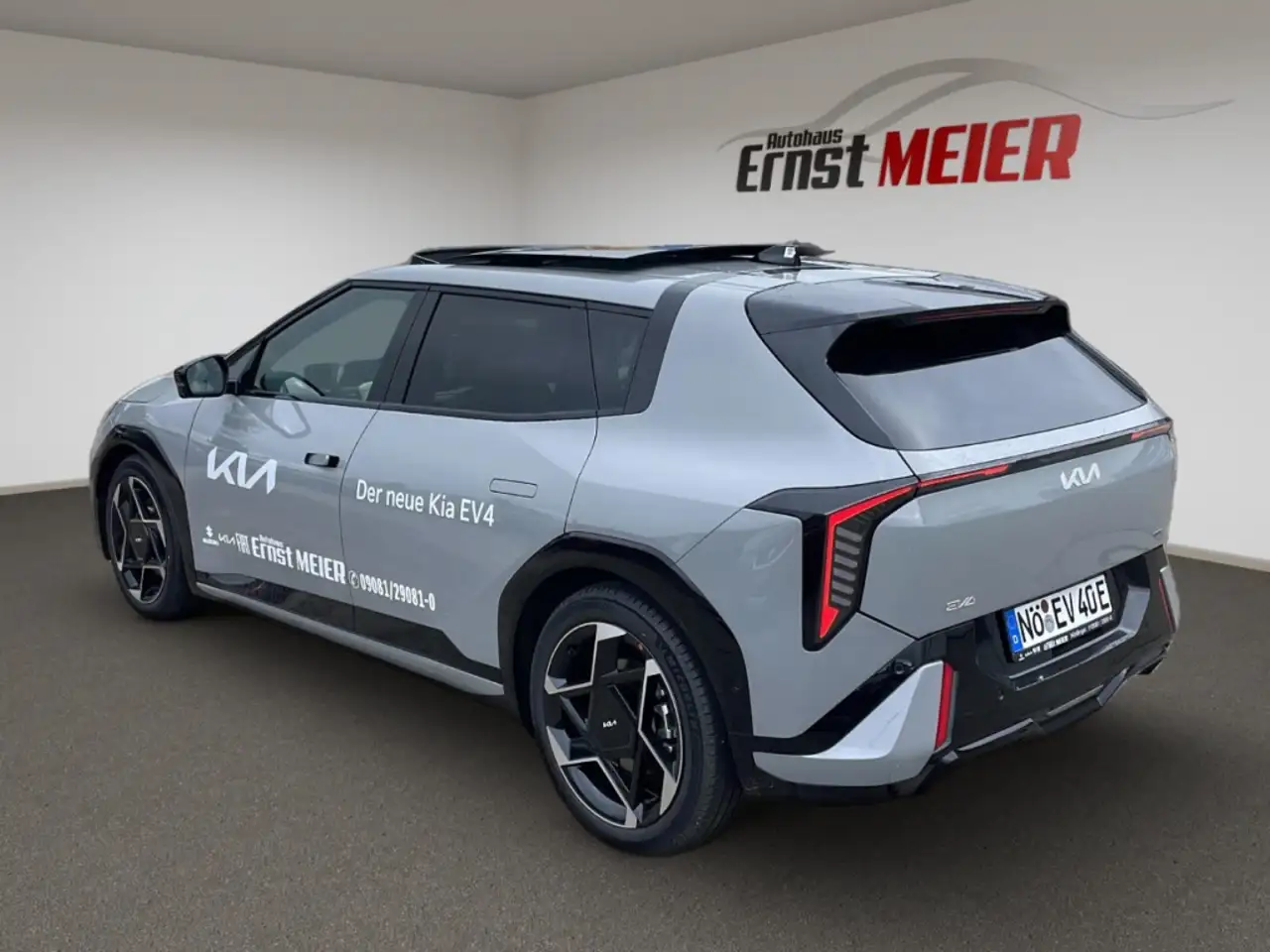 Kia EV4 3