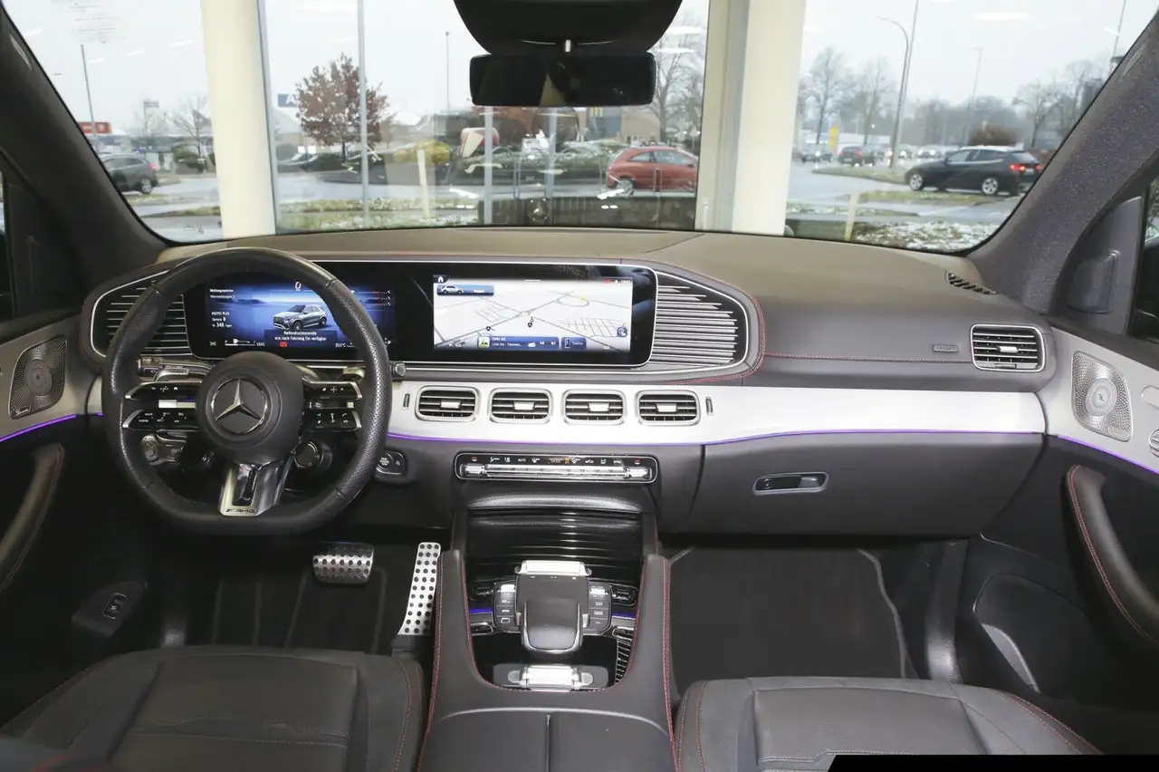 Mercedes-Benz GLE 53 11