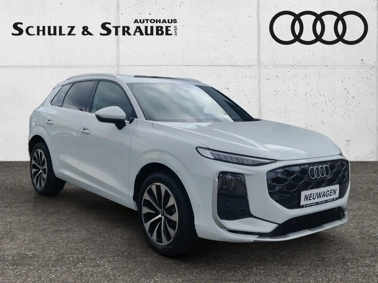 Audi Q3 8