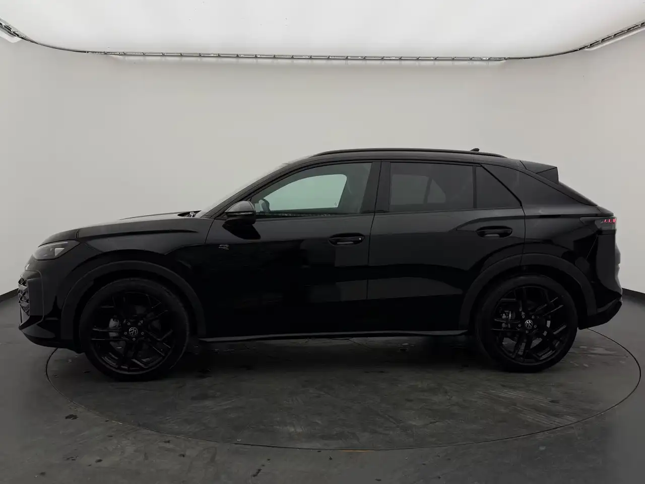 Volkswagen T-Roc 6