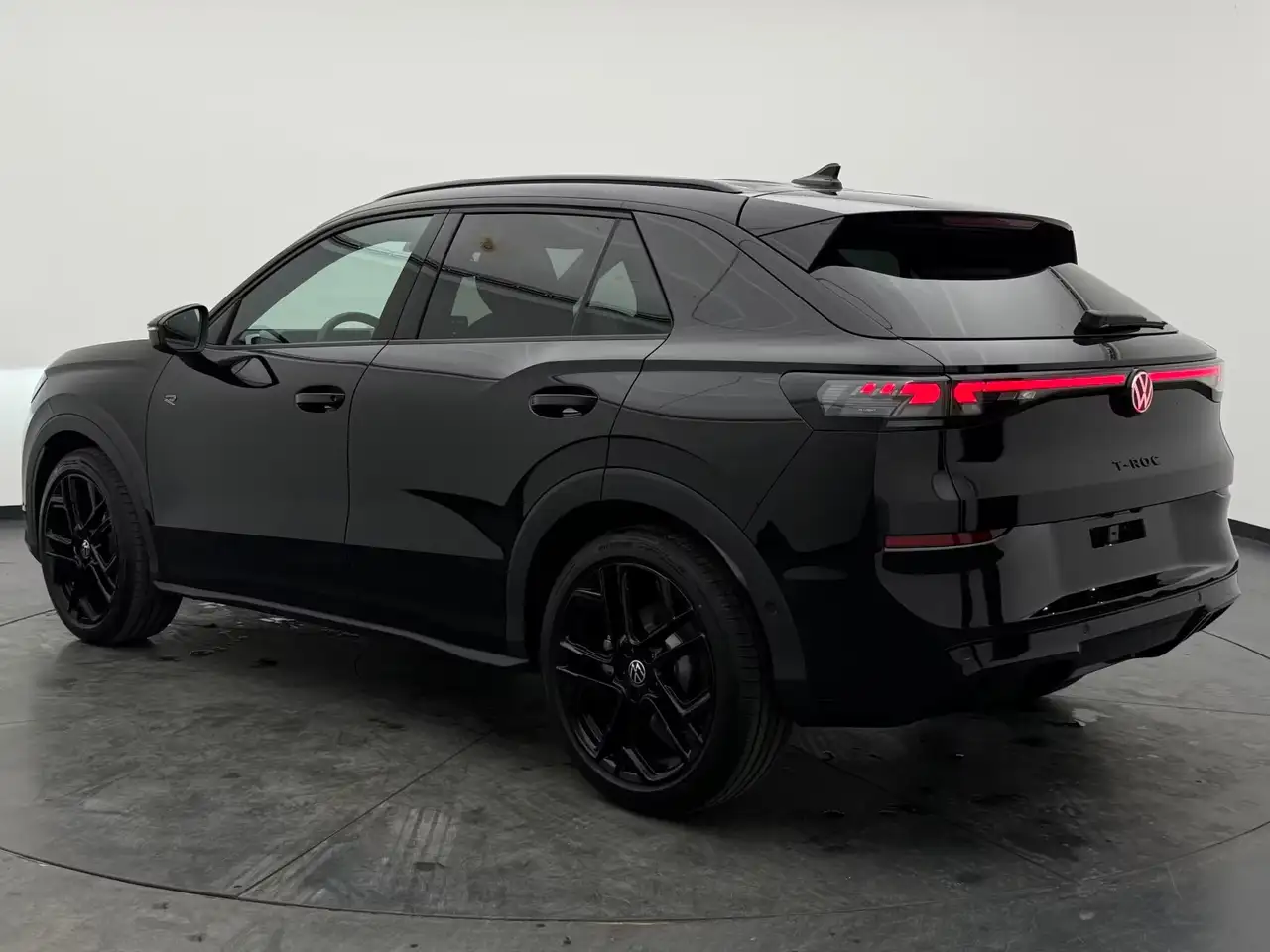 Volkswagen T-Roc 8
