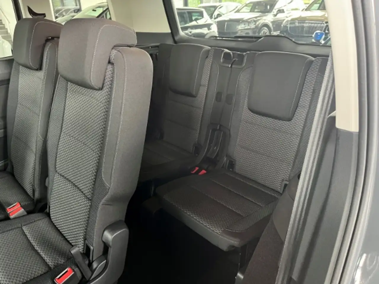 Volkswagen Touran 14