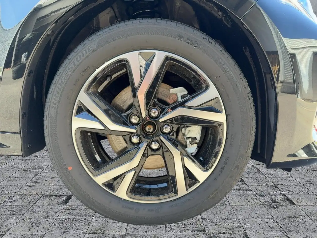 Toyota Yaris 8