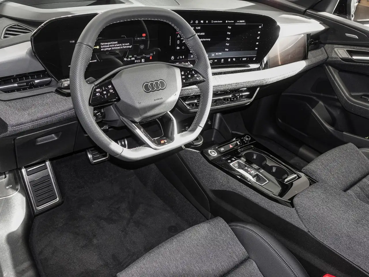 Audi Q6 6