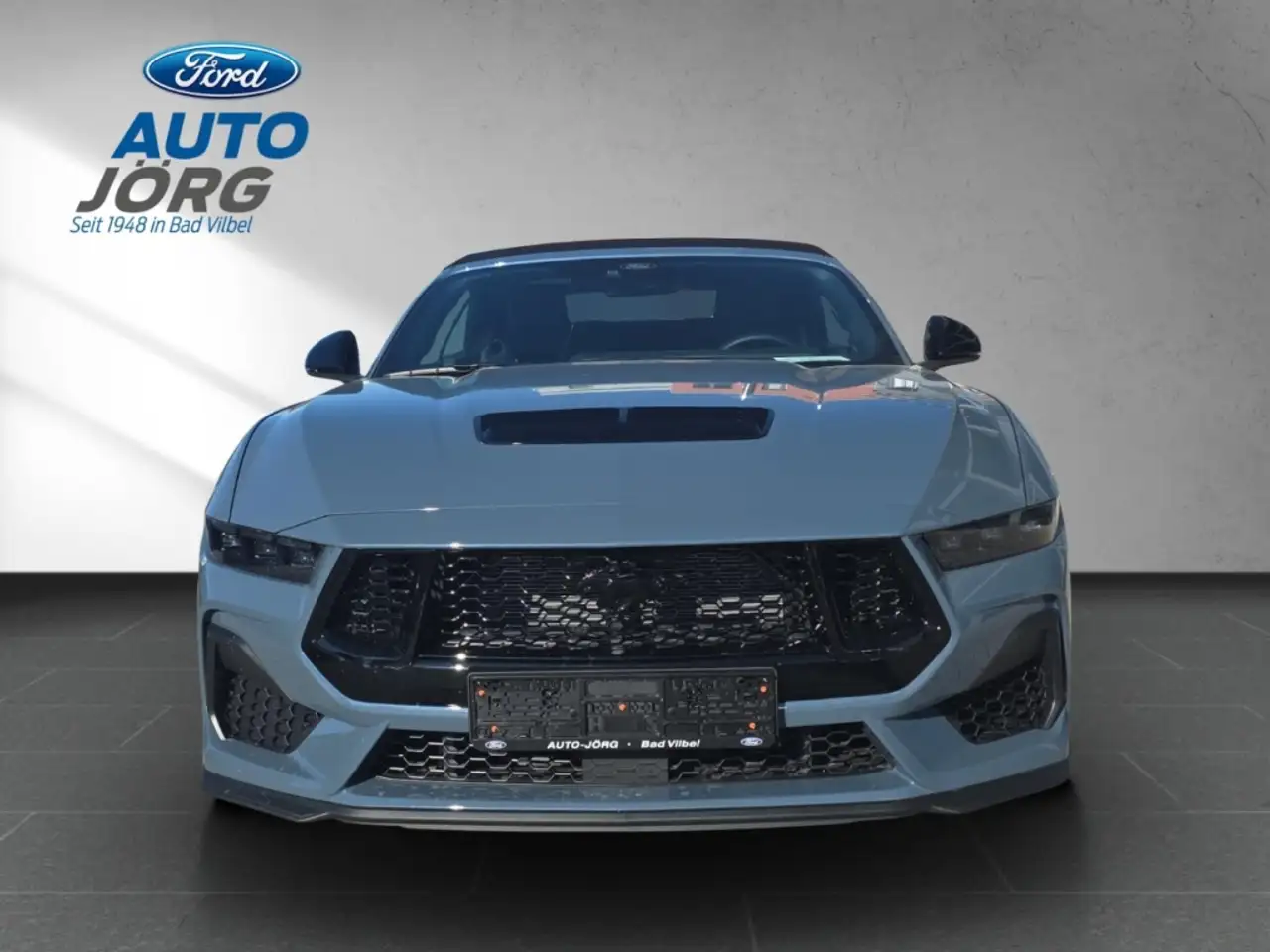 Ford Mustang 8