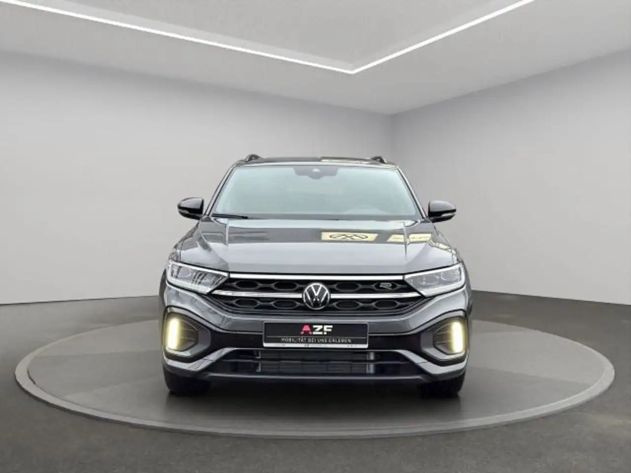 Volkswagen T-Roc 6