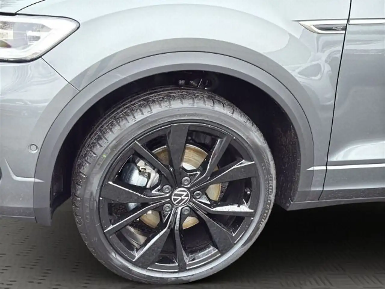 Volkswagen T-Roc 8