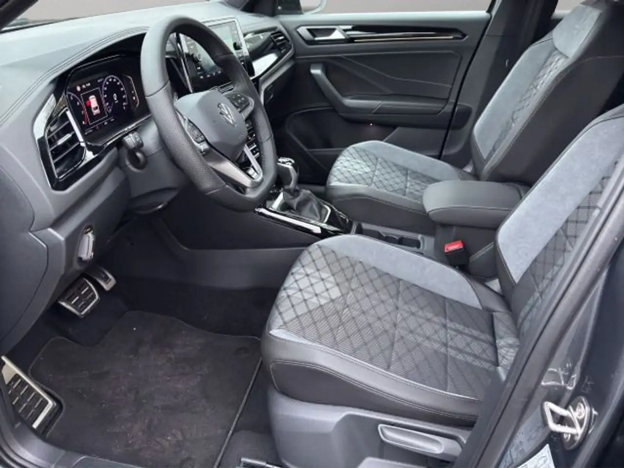 Volkswagen T-Roc 9