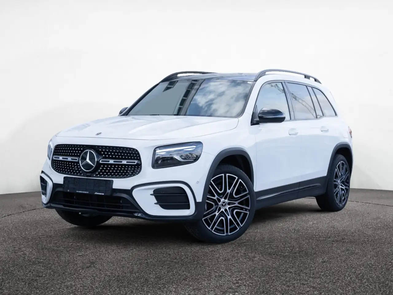 Mercedes-Benz GLB 200 2