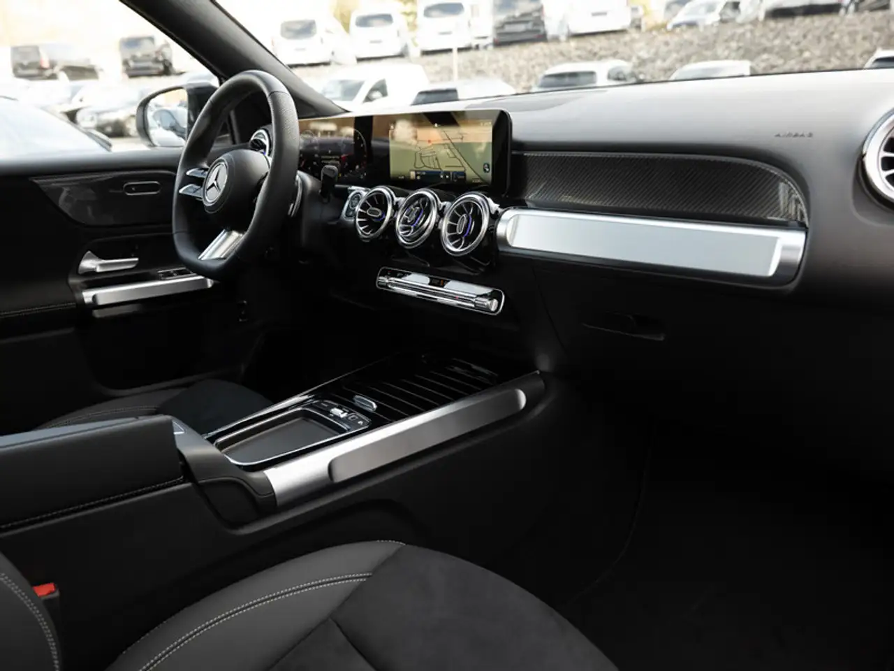 Mercedes-Benz GLB 200 3