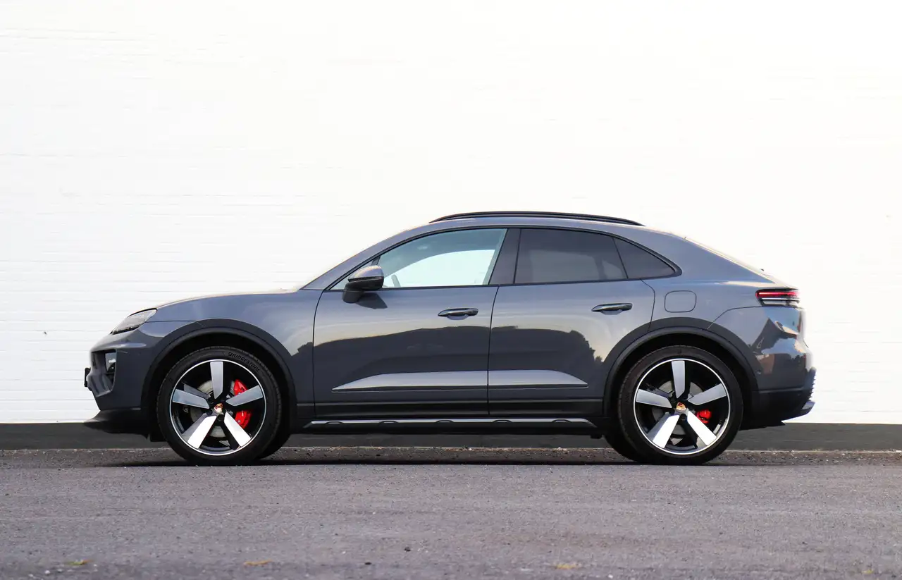 Porsche Macan 3