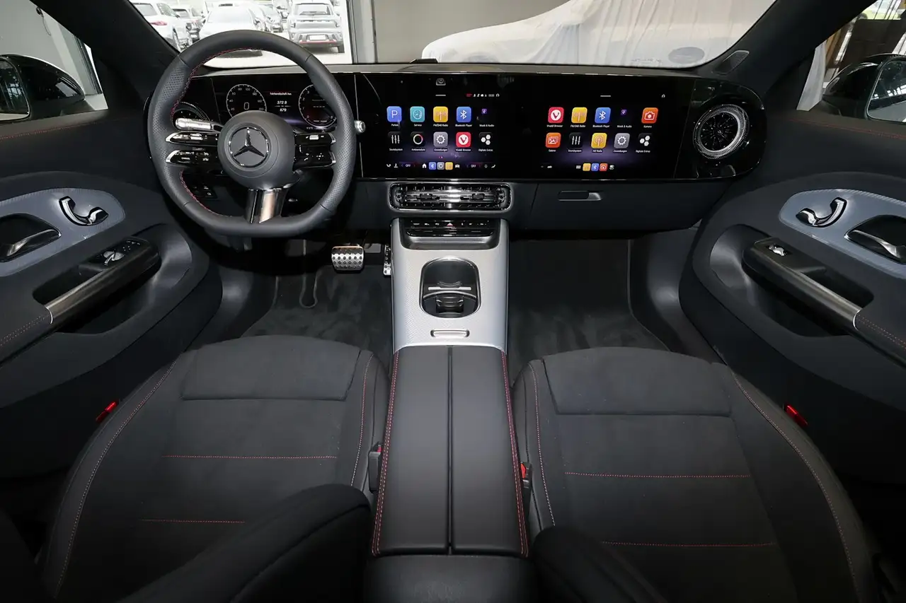 Mercedes-Benz CLA 200 5