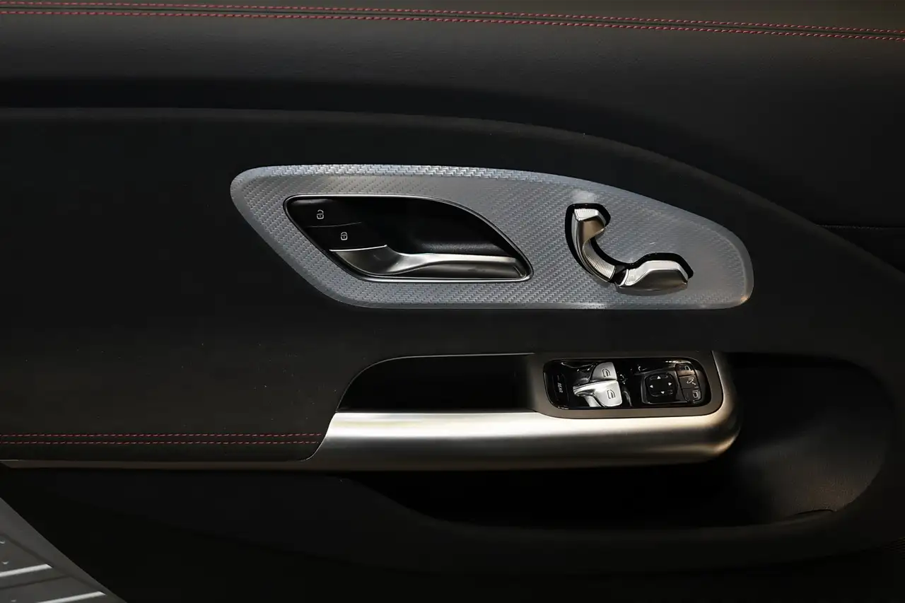 Mercedes-Benz CLA 200 12