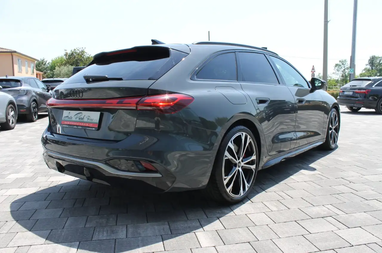Audi A5 4