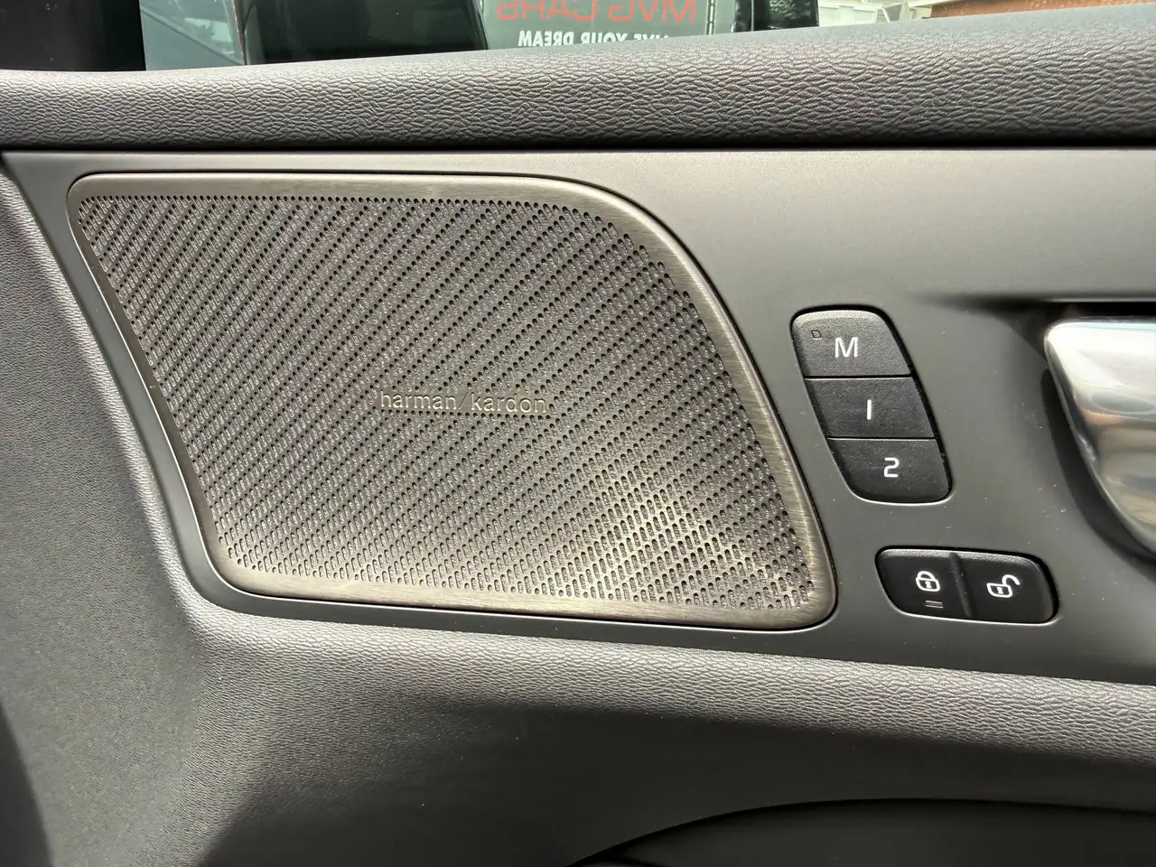 Volvo V60 8