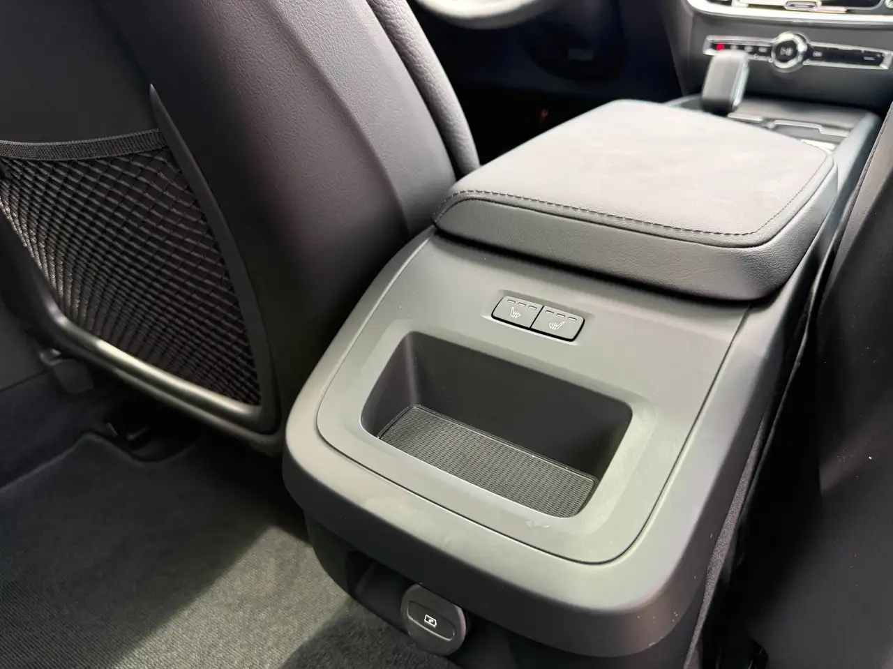 Volvo V60 12