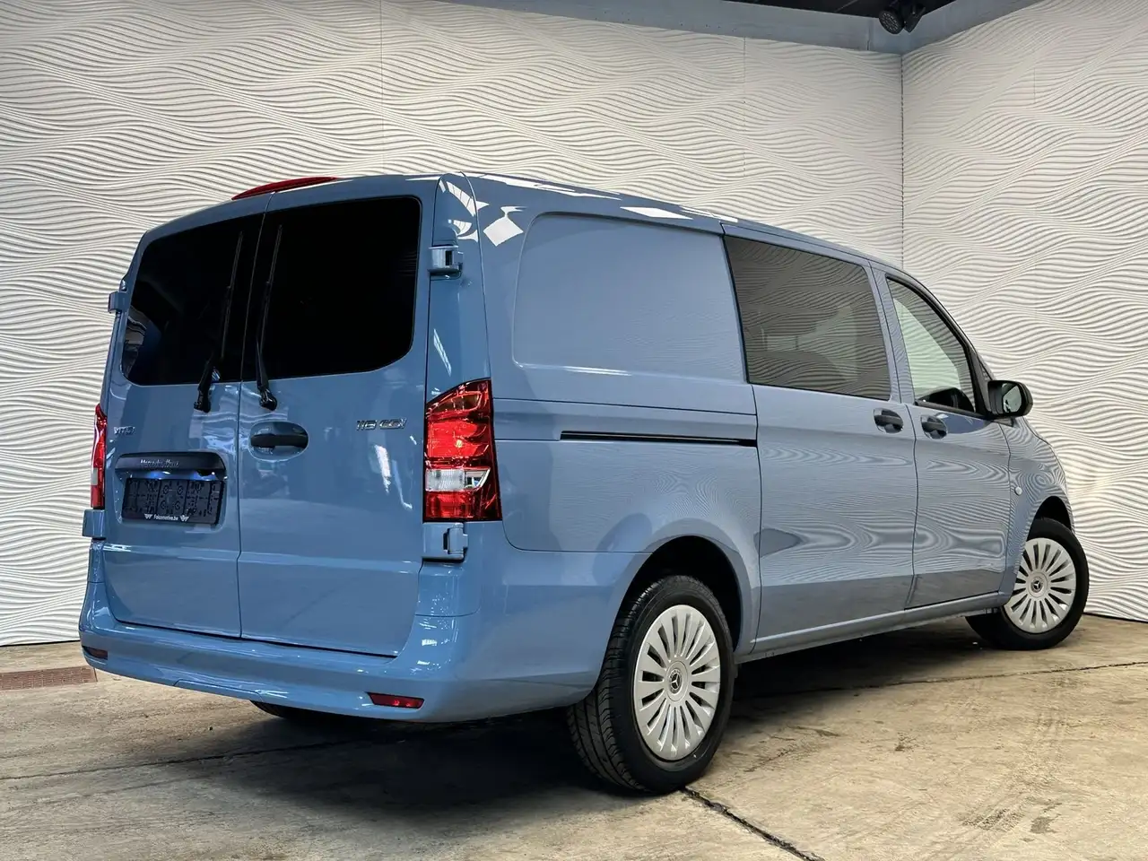 Mercedes-Benz Vito 12