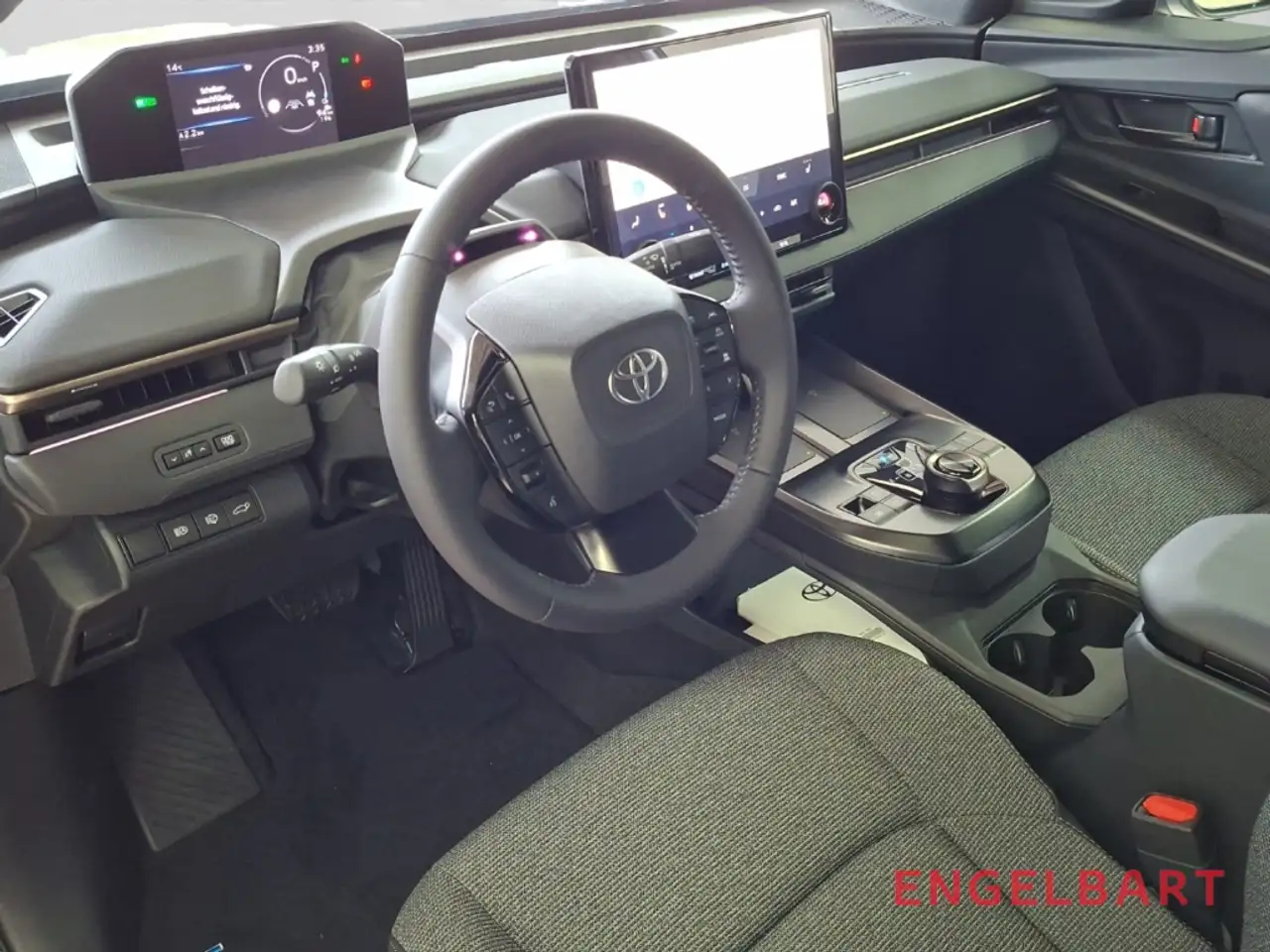 Toyota bZ4X 7