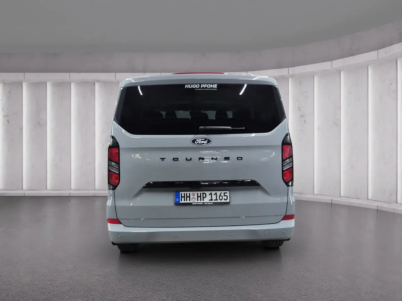 Ford Tourneo 4