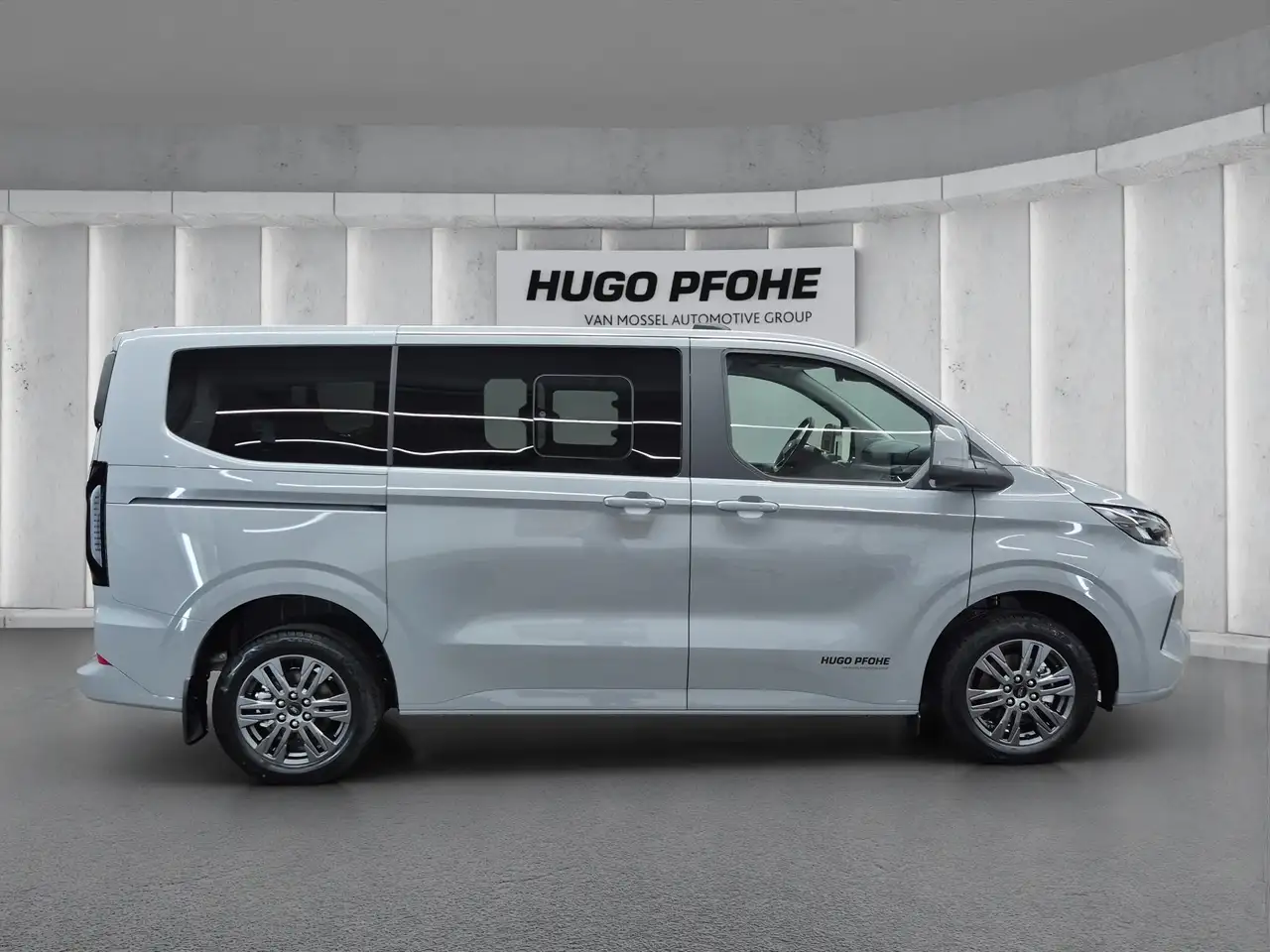 Ford Tourneo 6