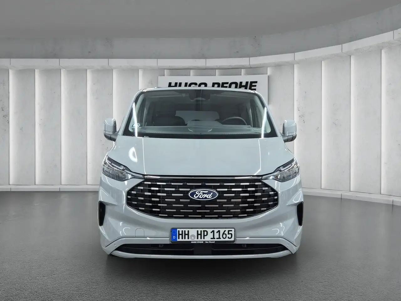 Ford Tourneo 8