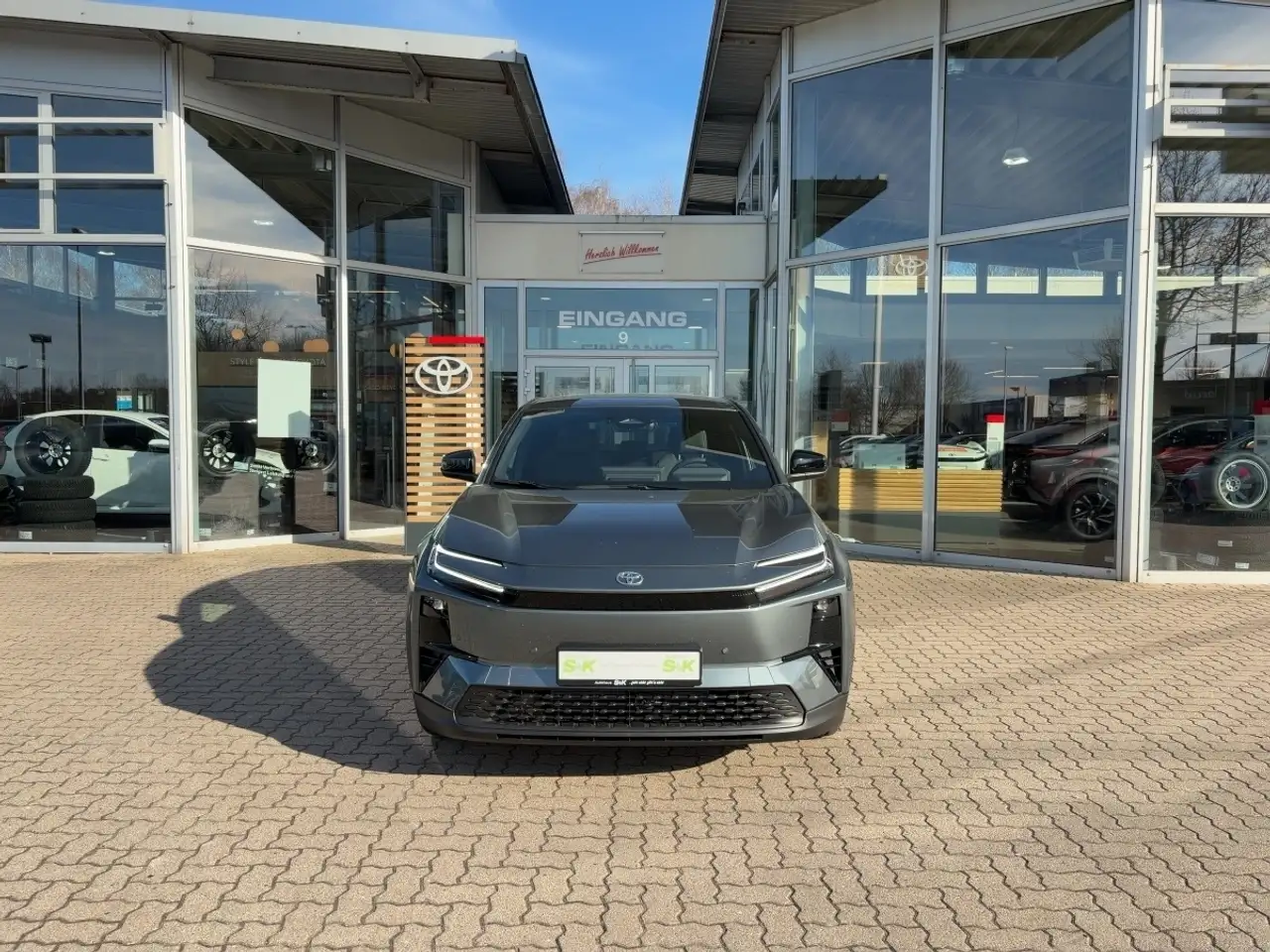 Toyota C-HR 6