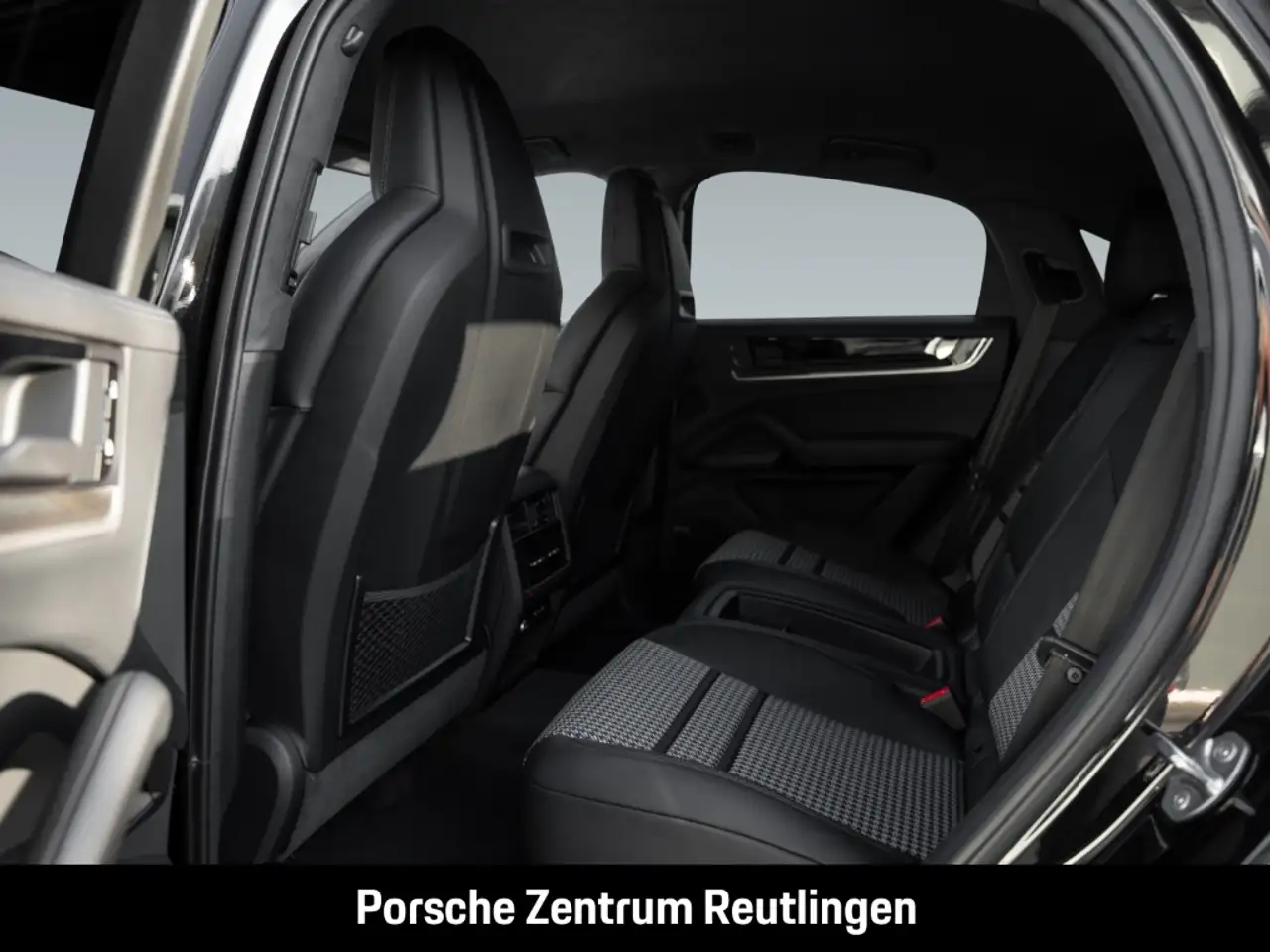 Porsche Cayenne 8