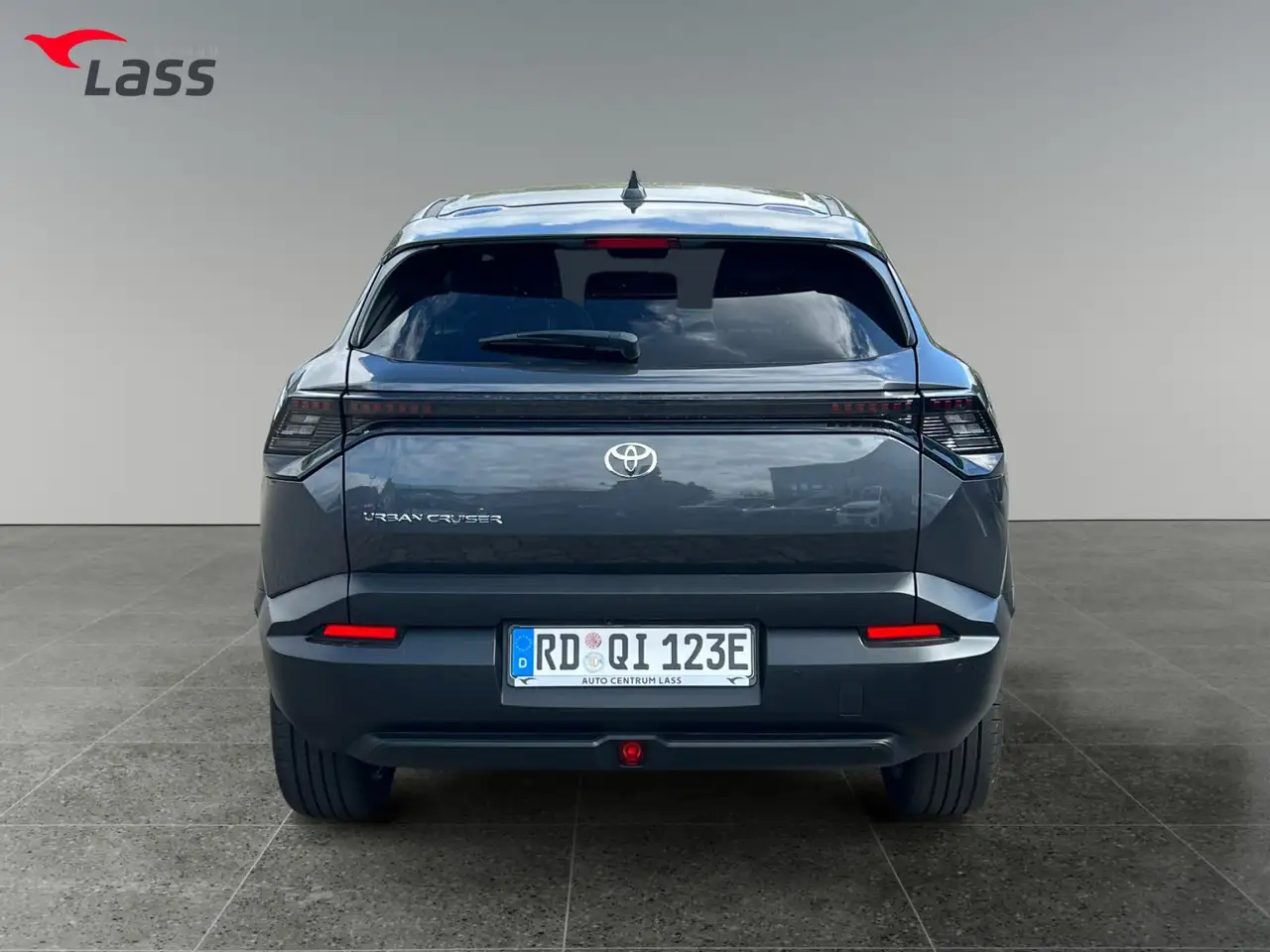 Toyota Urban 5