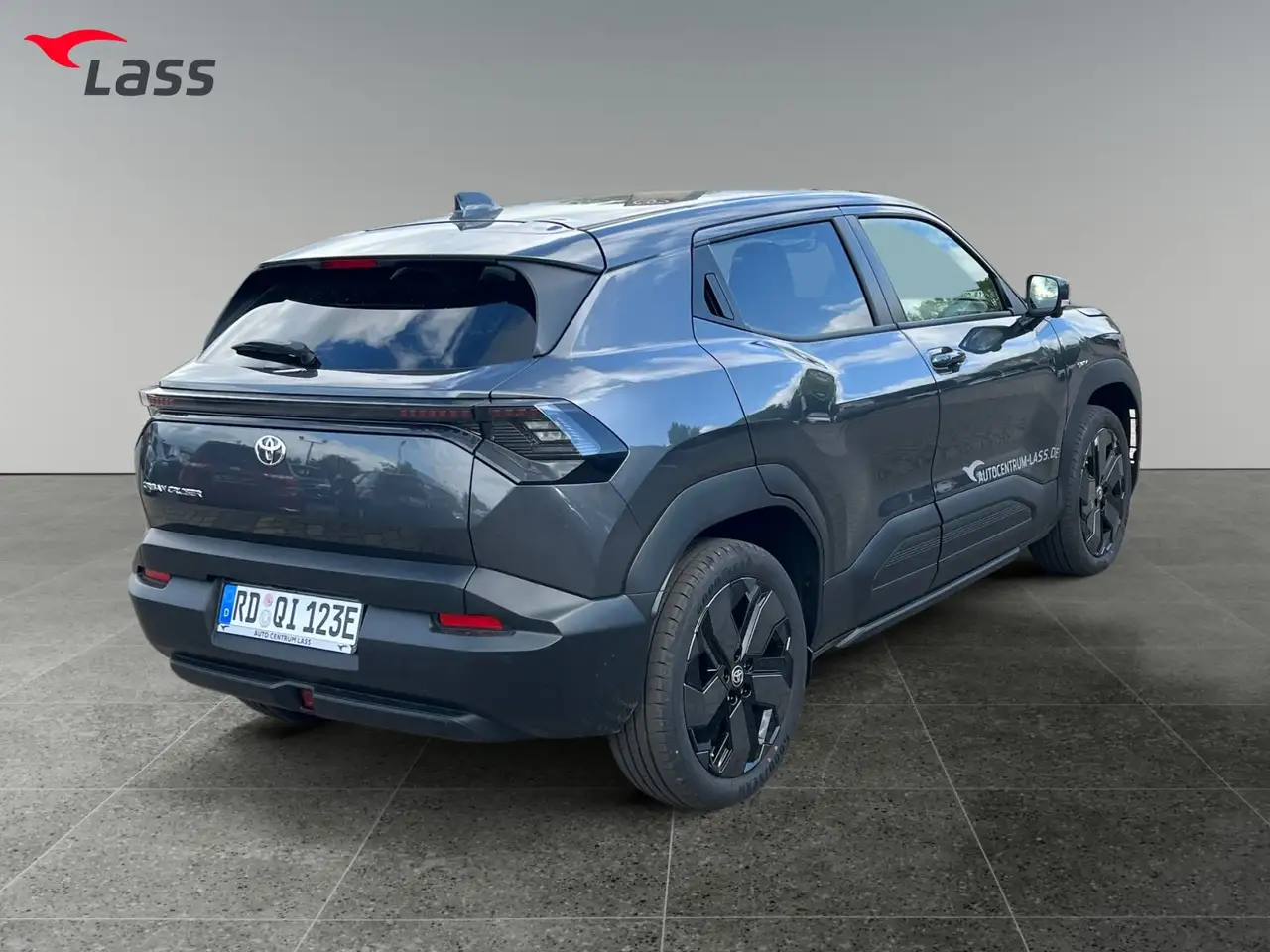 Toyota Urban 6