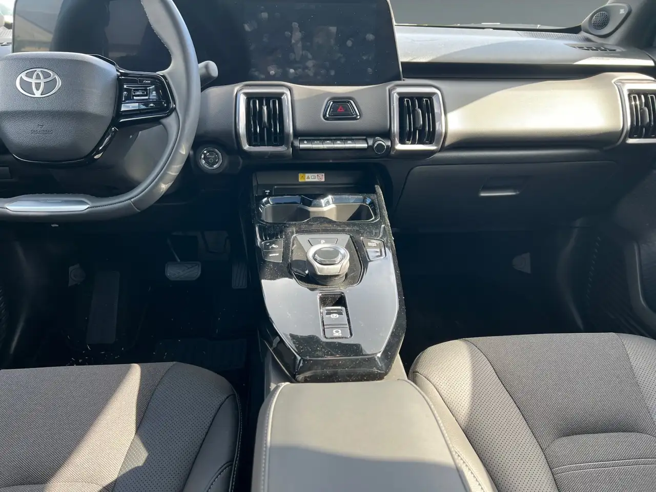 Toyota Urban 12