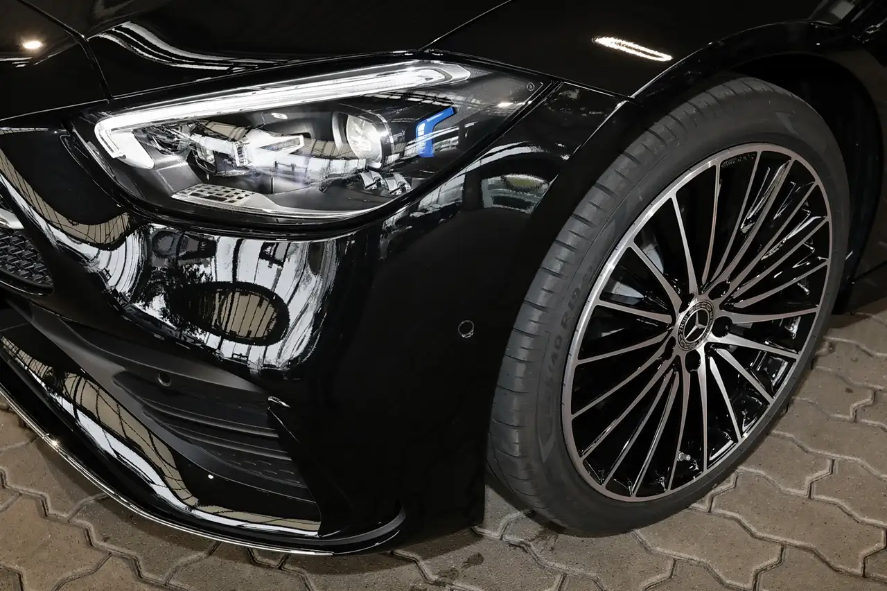Mercedes-Benz C 220 3