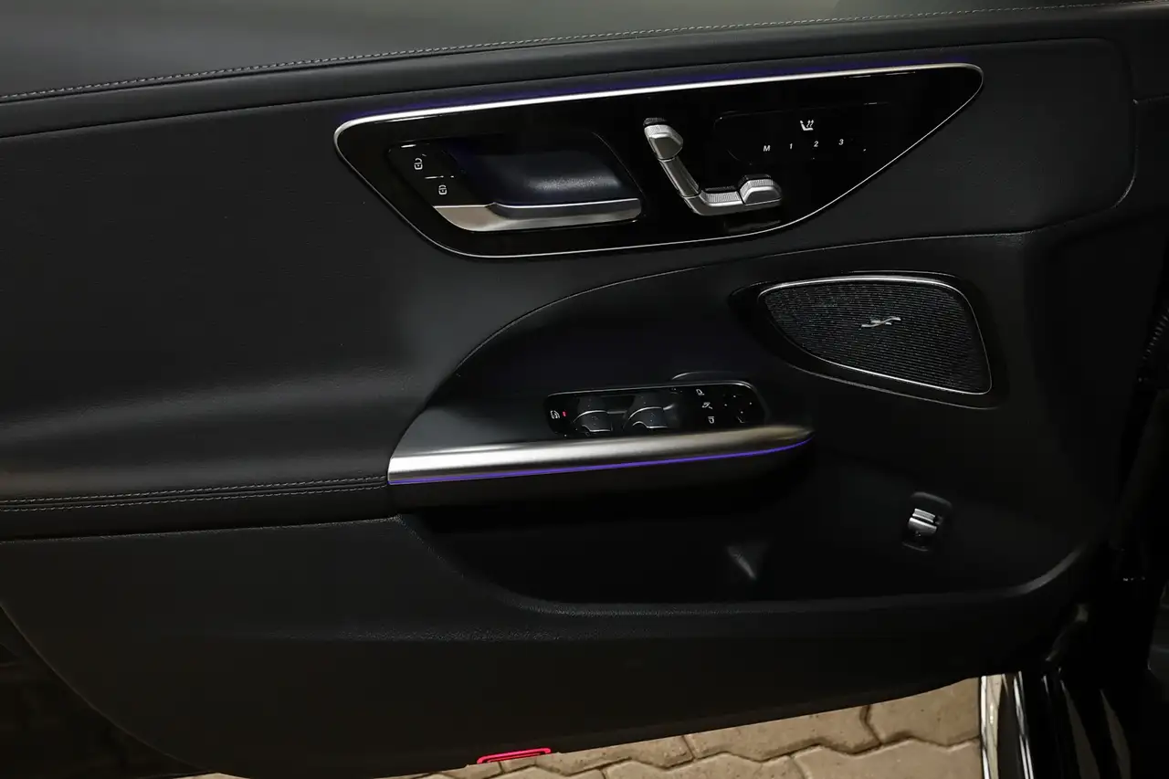 Mercedes-Benz C 220 12