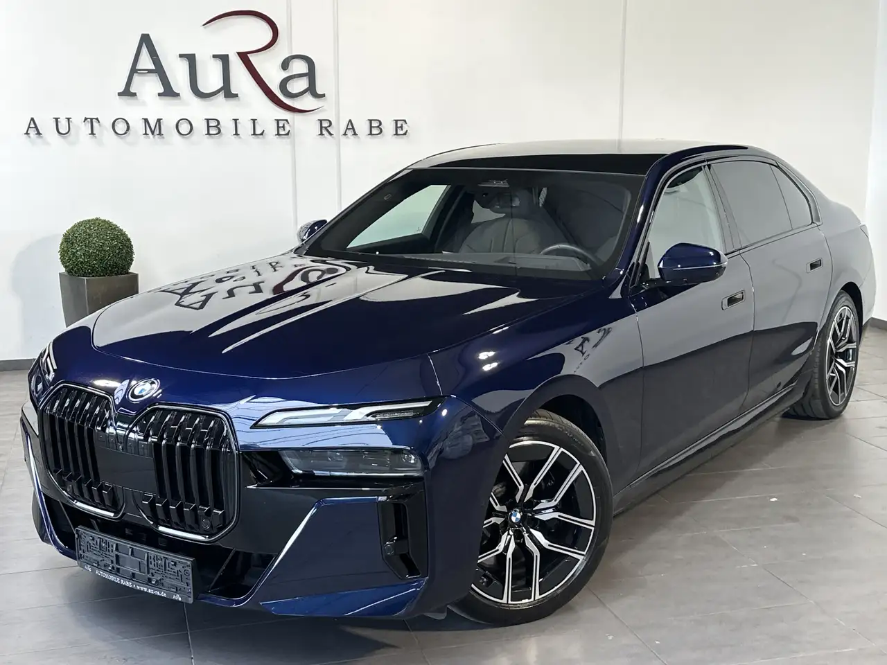 BMW i7 2