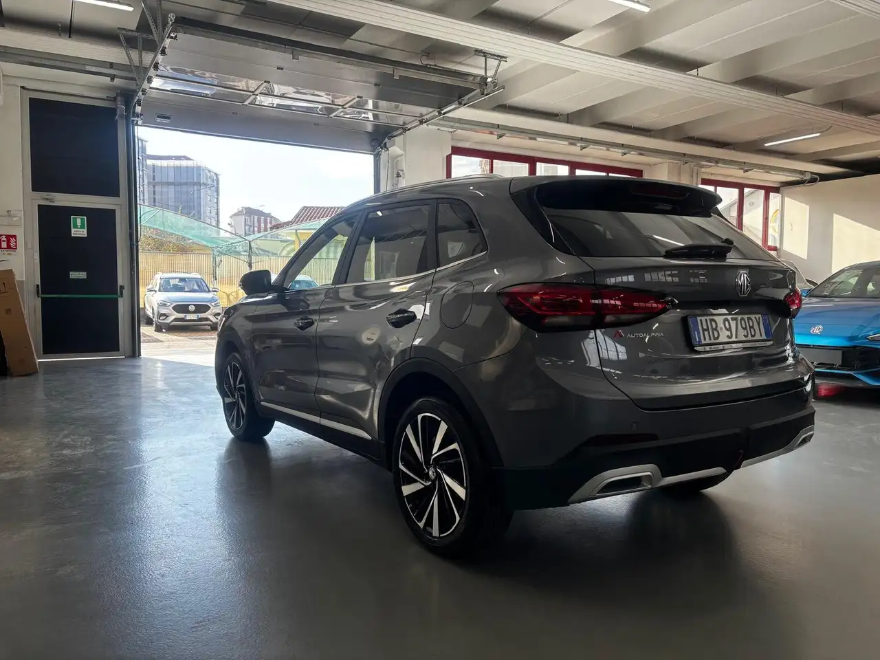 MG ZS 1.5 9