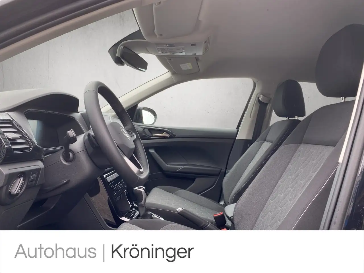 Volkswagen T-Cross 7