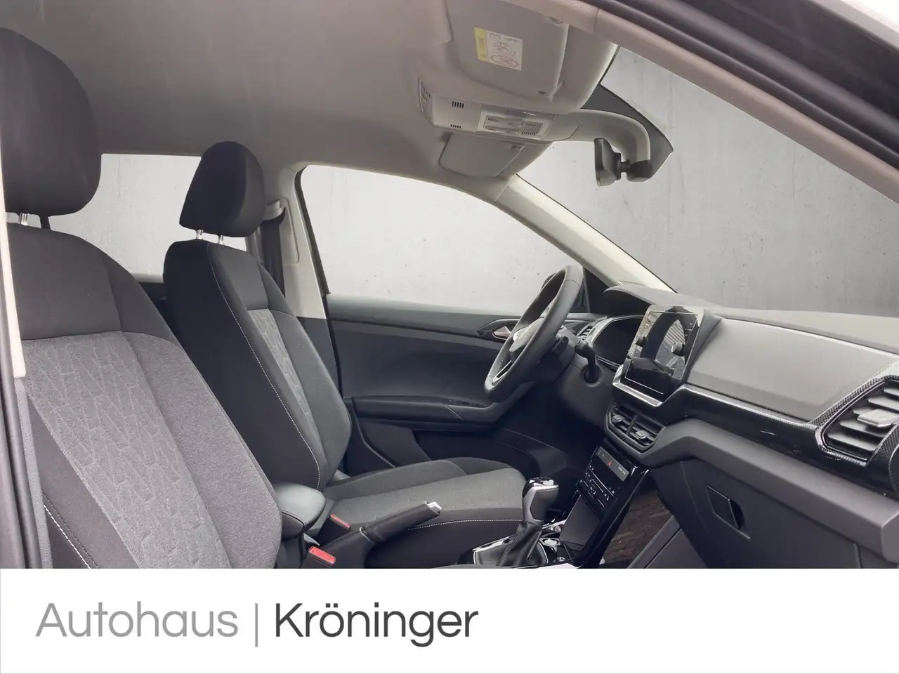 Volkswagen T-Cross 9