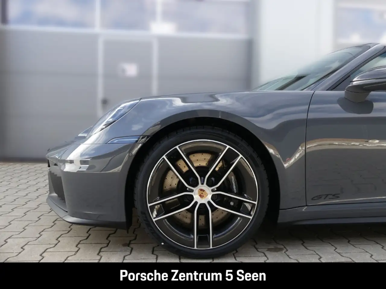 Porsche 992 II 7