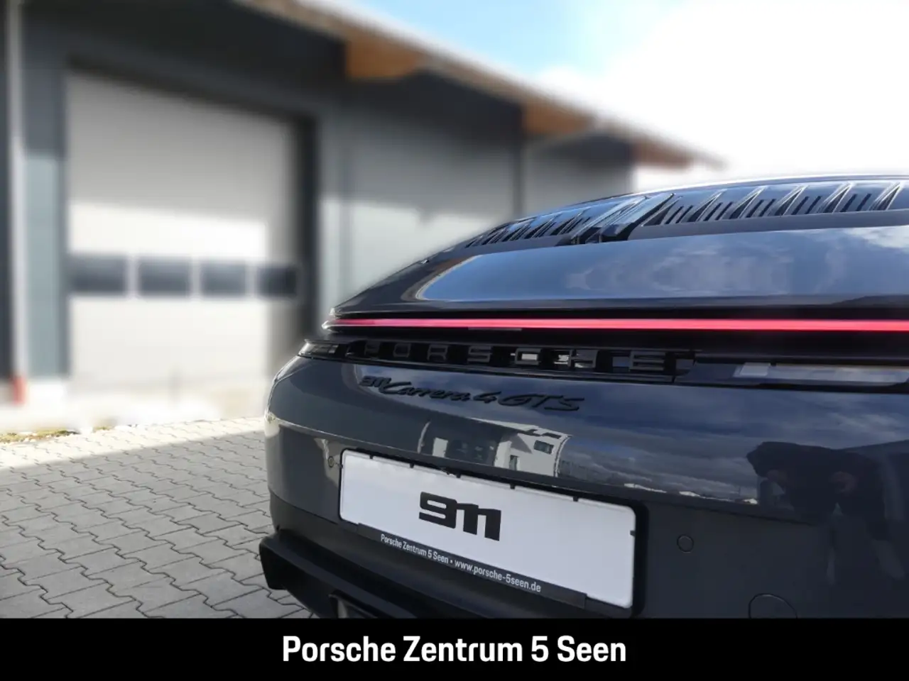 Porsche 992 II 10