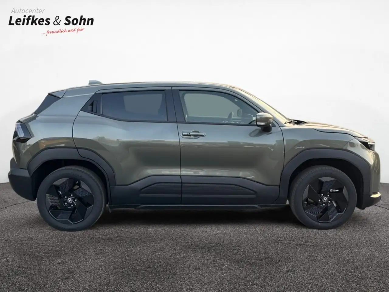 Toyota Urban 6