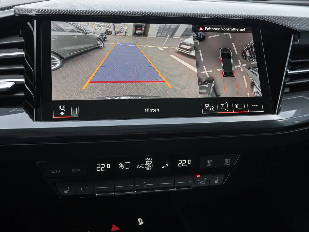 Audi Q4 11