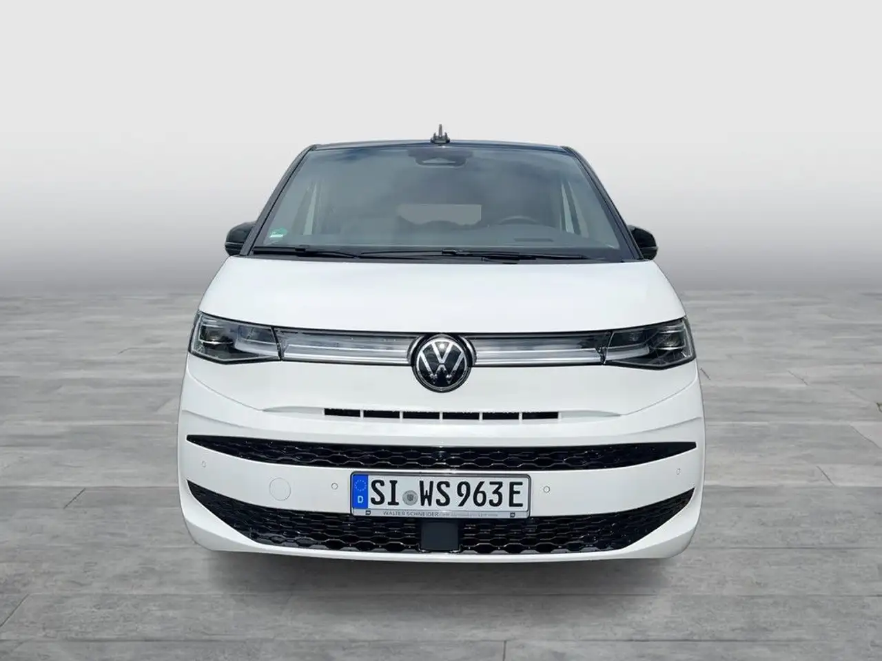 Volkswagen T7 Multivan 14