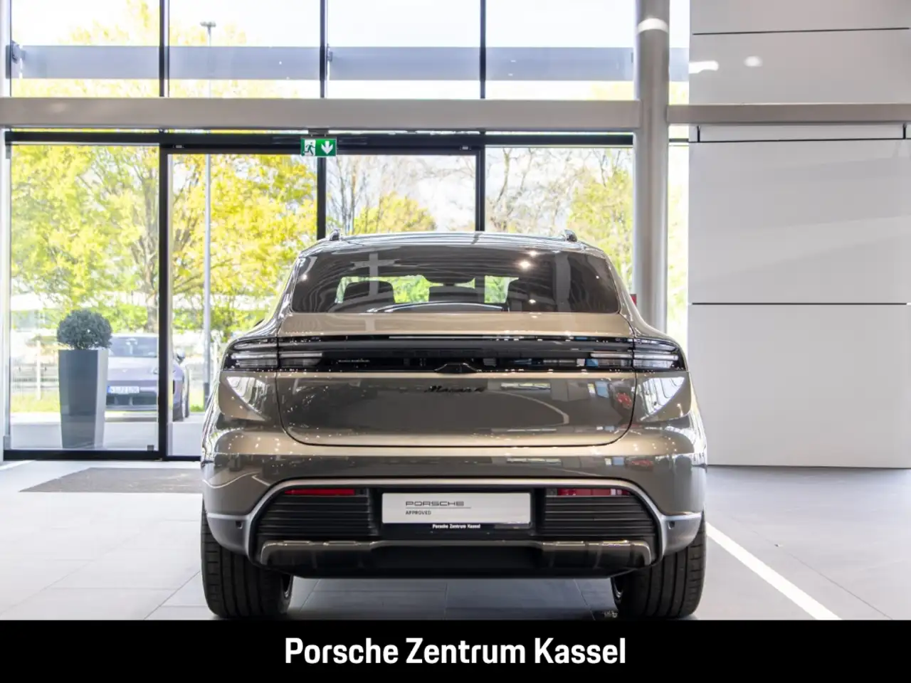 Porsche Macan 4