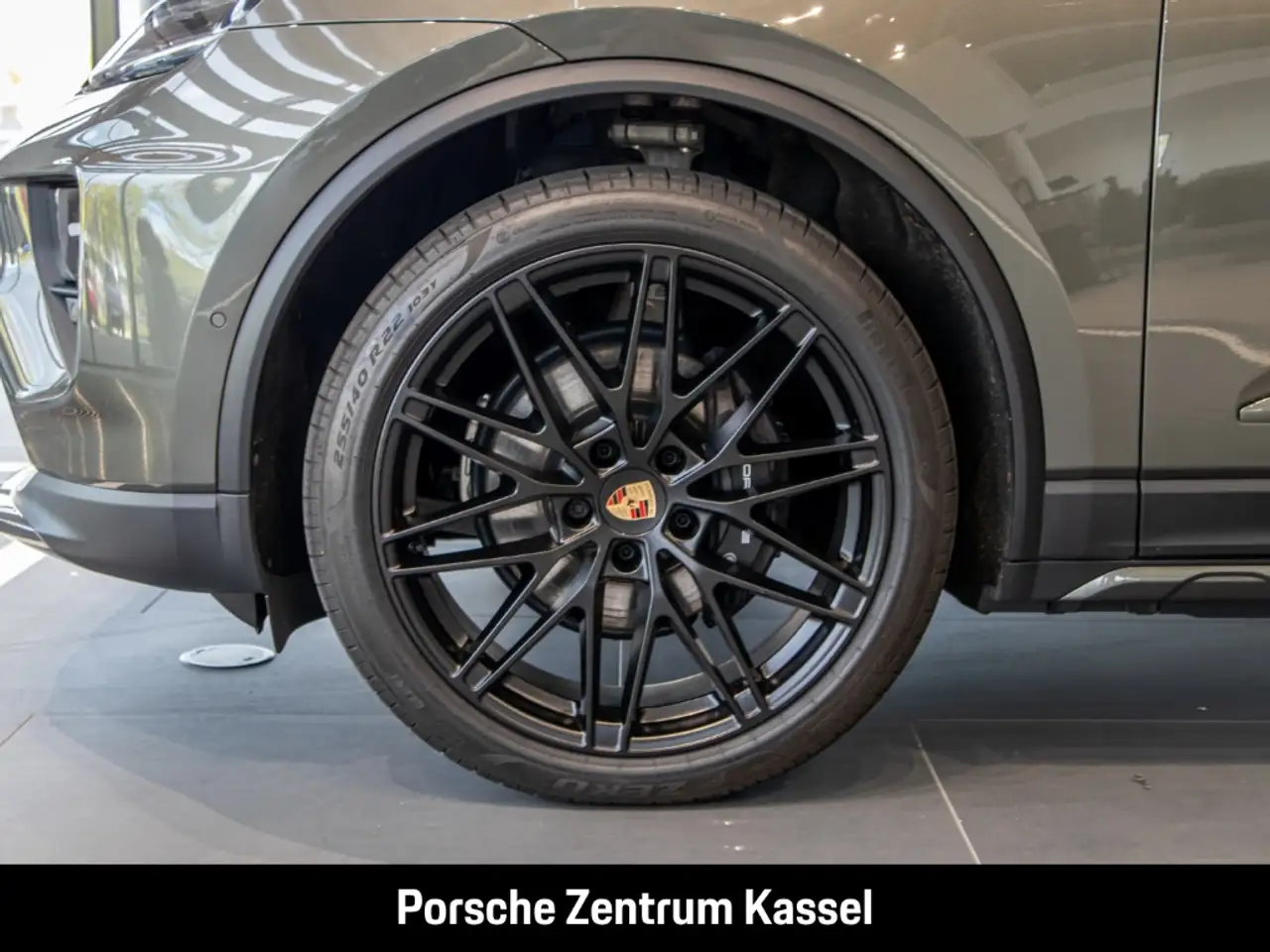 Porsche Macan 8