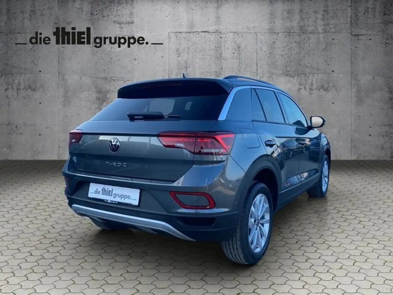 Volkswagen T-Roc 6