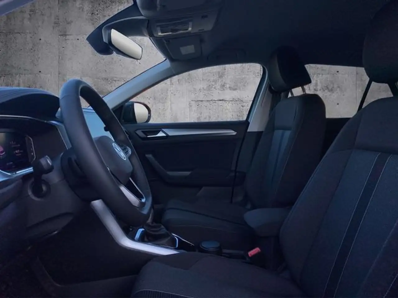 Volkswagen T-Roc 10